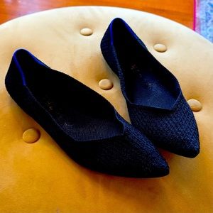 Rothy’s point black flats size 10